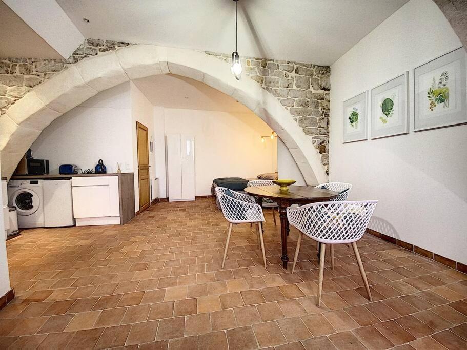 Joli Studio Au Coeur De Grasse - Parking Inclus Bagian luar foto
