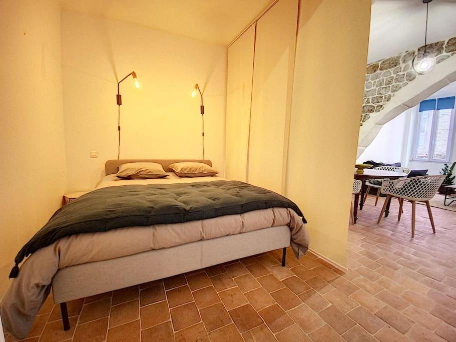 Joli Studio Au Coeur De Grasse - Parking Inclus Bagian luar foto