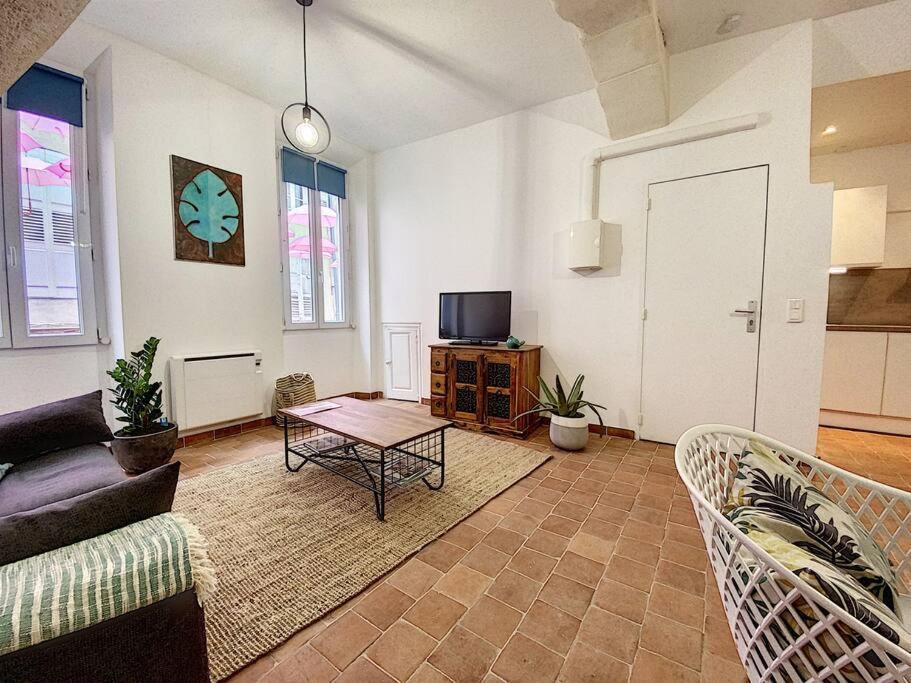 Joli Studio Au Coeur De Grasse - Parking Inclus Bagian luar foto