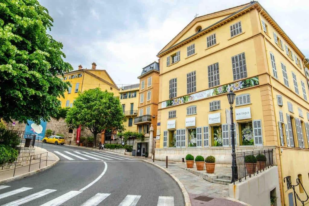 Joli Studio Au Coeur De Grasse - Parking Inclus Bagian luar foto